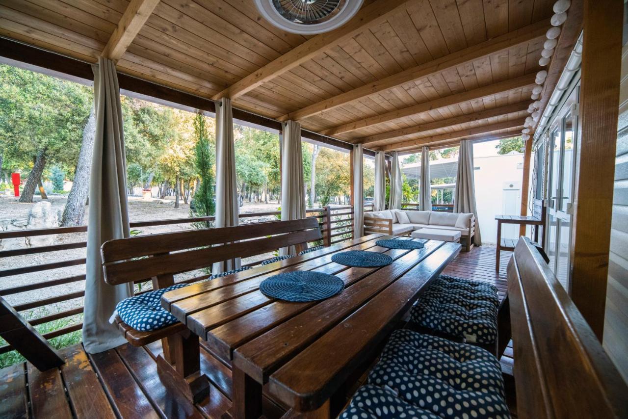 Mobile Home Cube, 3 Bedrooms, Free Parking, Wifi Biograd Na Moru Exterior foto